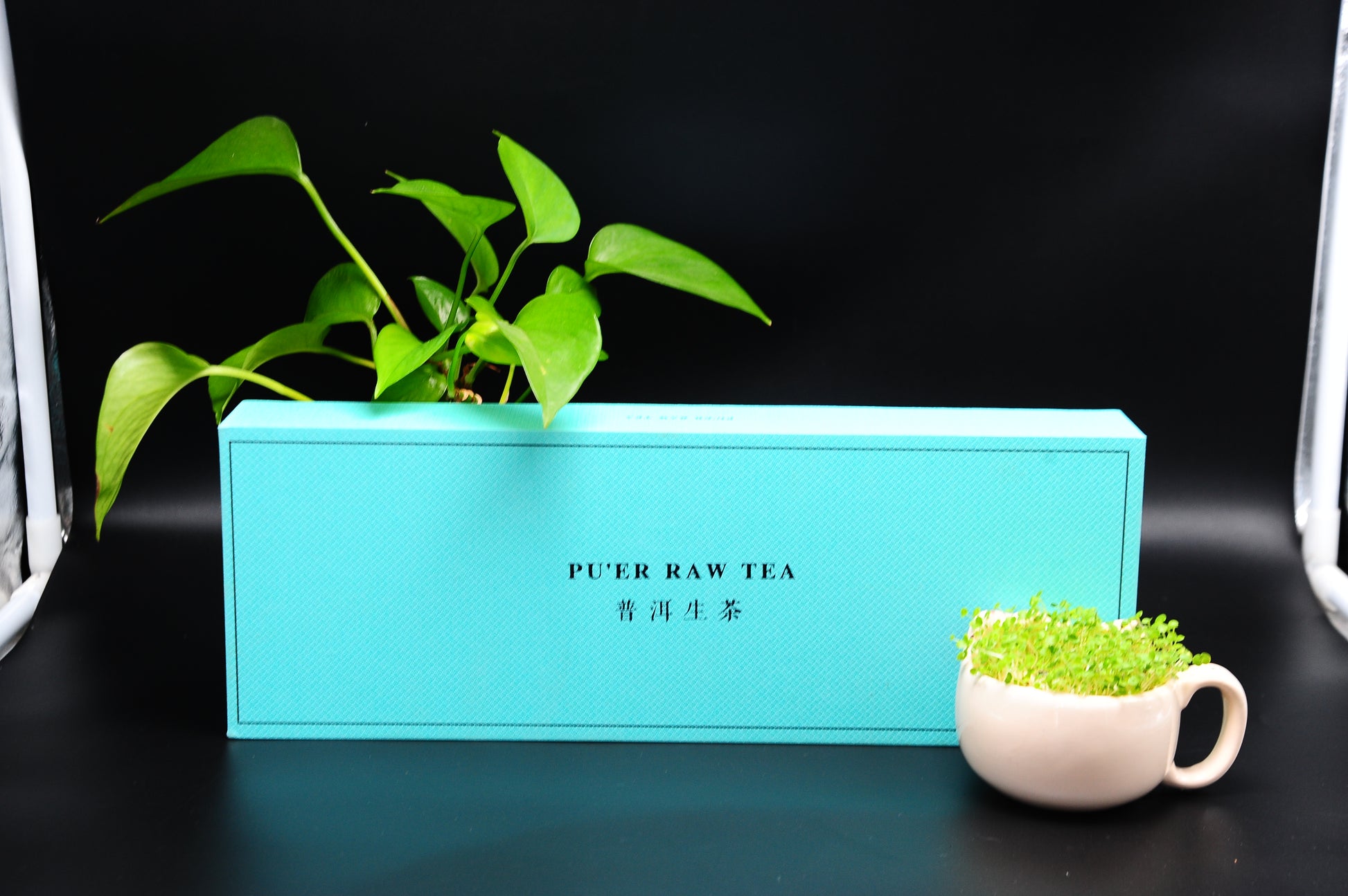 HUAFANGCUN Huafang Village Pu’er Raw Tea （Gift Box）