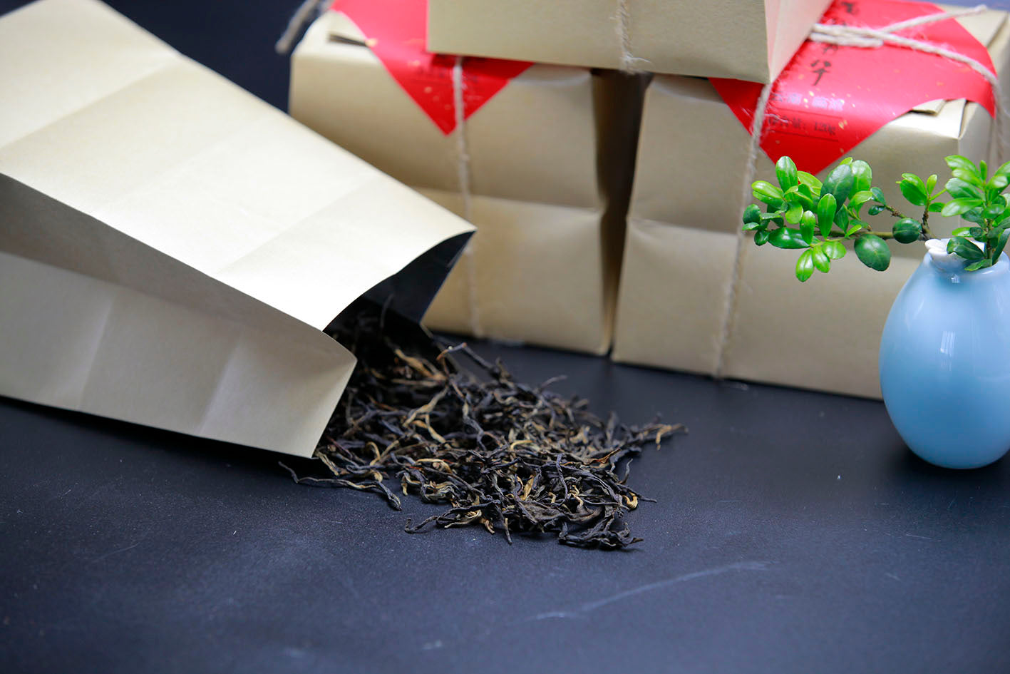 HUAFANGCUN Huafang Village Baizai Danhua Ancient Tree Black Tea (Basic Packaging)